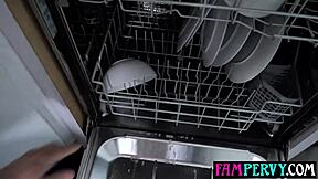 stepsis lets stepbro rail her pussy hard 🍆💦