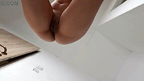 Indian Big Ass Stepsister Performs Naked Yoga And Gymnastics With Cameltoe Pussy In 4K