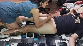 Rica mamada turns into wild sex with young Colombian university student in homemade clip.