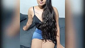 Amateur Latina Teen Squirts In Hardcore Homemade Fucking