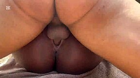 deusa de �bano shares her beautiful latina teen body in public at the waterfall