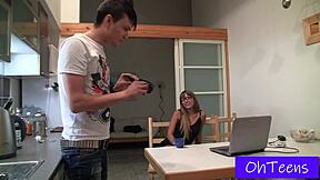 Anna and her roommate Sam shared a free video from their college dorm. They explored first-time girlfriend fun in the bedroom with glasses and natural tits.