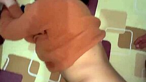 Hermanastra mexicana Nataly no le gusta que acaben adentro in this amateur teen tale of orgasm and pussy action