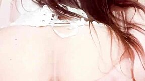 madrastra, te gusta masturbarte el culo y la concha para tu hijastro? eres una puta esposa caliente en usa