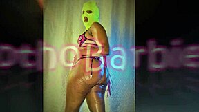 Who knew rubbing oil on her bigbooty SothoBarbiey phatass would lead to juicy wet ebony pussy action!