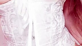 madrastra, te gusta masturbarte el culo y la concha para tu hijastro? eres una puta esposa caliente en usa