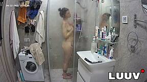 Exclamatory-Raw Luuv Beautiful Girl Alice Showers Naked!