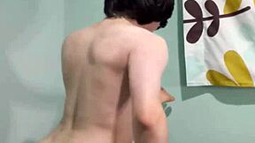 Wow, Check Out This Chubby Venezuelan With Big Ass Getting Fucked in Her Apartment While Boyfriend's Away!