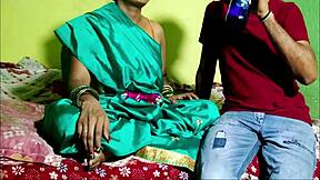 पड़ोस वाली नवेली शादीशुदा भाभी को fireecouple ने हिंदी होममेड क्रीमपाई चोदा 😏