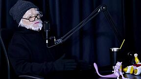 Check out the naughty interview full of filth with Flor de Damiana and Vovô Moai in Porn Cast Brazil part 7