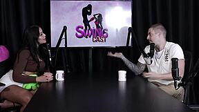 Normal do ator brochar mas não precisa ter um pau enorme não curte menage masculina e o gang bang reverso - alemão sheer red, você acha que dá conta?