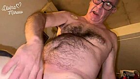 Will This Pendeja Tetona Seduce Al Viejo And Deliver Her Culo To Vacía La Casa - Ft Elabuelodelnopor?