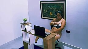 curvy latina babe sucks big cock in dorm room fun