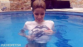 Wet Ashley Rose Spreads Asshole Poolside Like Fuck Doll