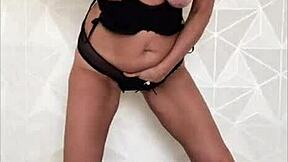 wanna see milf mommy inseminate with eggs in taboo handjob food creampie play?