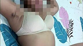 sweet schoolgirl blows boyfriend to orgasm cumshot on pussy??