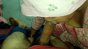 😍 indian bhabhi slurps big black cock deep for hot cum mouthful! 💦🍆