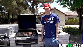 stepdaughter threesome with stepdad on 4th of july 😲👨‍👧