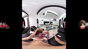 vr latina tattooed babe gets so worked out and sweaty 😩💦