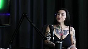 goza com clientes mas depende do pau lexi mallet sheer red