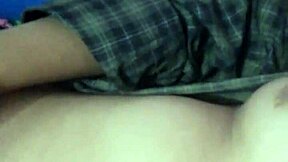 i send her a video of me masturbating and moaning loudly