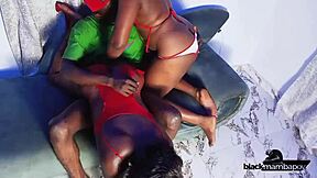 jasmine candy golden pussy threesome fuck fest explodes!