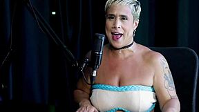 Blonde Joana Naked Takes Intense Massage After Man's False Promise All-Nighter Betrayal