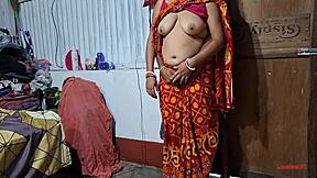 Young Bengali Maid Bent Over for Hard Doggystyle Chudai Webcam