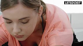 Petite yoga teen Oxana Chic's session sparks pussy licking passion?