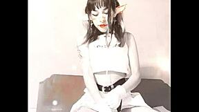 Bonneyuwu Cosplay Elf Teases Pantyhose And Skirt For Stepdad