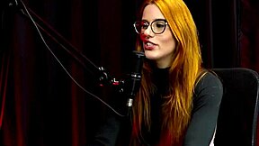 Beautiful Submissive Ruiva Goes to Swingers House for Interracial Cuckold Game