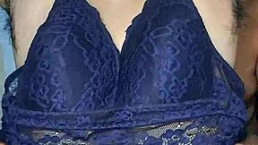 big boobs babe do ya like my huge tits n hairy pussy?