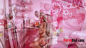 Asian Influencer Luna Luxe Fucks Stepdad Mike Mancini for Views!