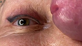 mature milf took huge facecum load right on her eye