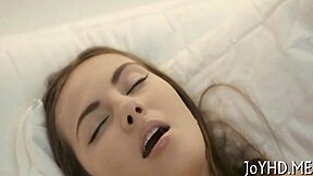 I luv lickin cock b4 gettin pounded hard