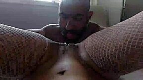 skinny brazilian novinha swallows thick piroca big cock interracial