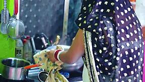 Big Boobs Indian Bhabhi Fucked Hard While Cooking in Kitchen Desi Creampie