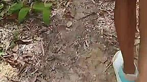 Skinny brazilian ebony flashes tits outdoors then takes public creampie cash