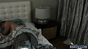 Alexis Adams sucks cock so good in HD... babe's handjob cumshot magic! 🍆💦